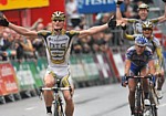 Andre Greipel wins the fourth stage of the Vuelta 2009